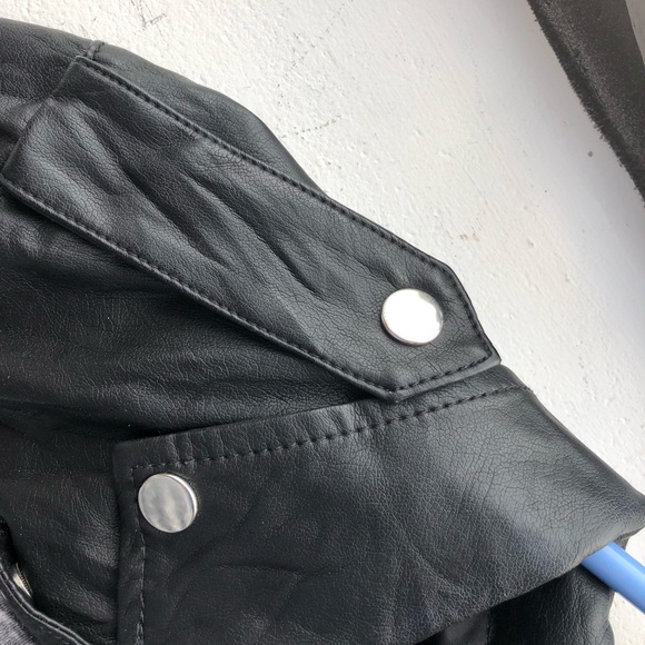 Jacket - Picture 5 of 5